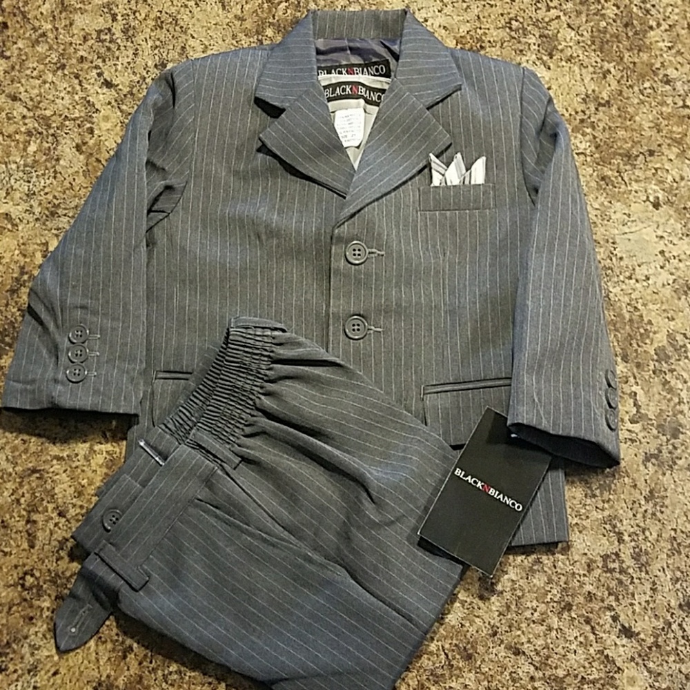 Toddler 2T pinstriped suit w/vest and tie